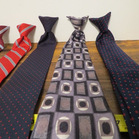 Lot of 5 VTG ClipOn Ties T24 - Picture 3 of 7